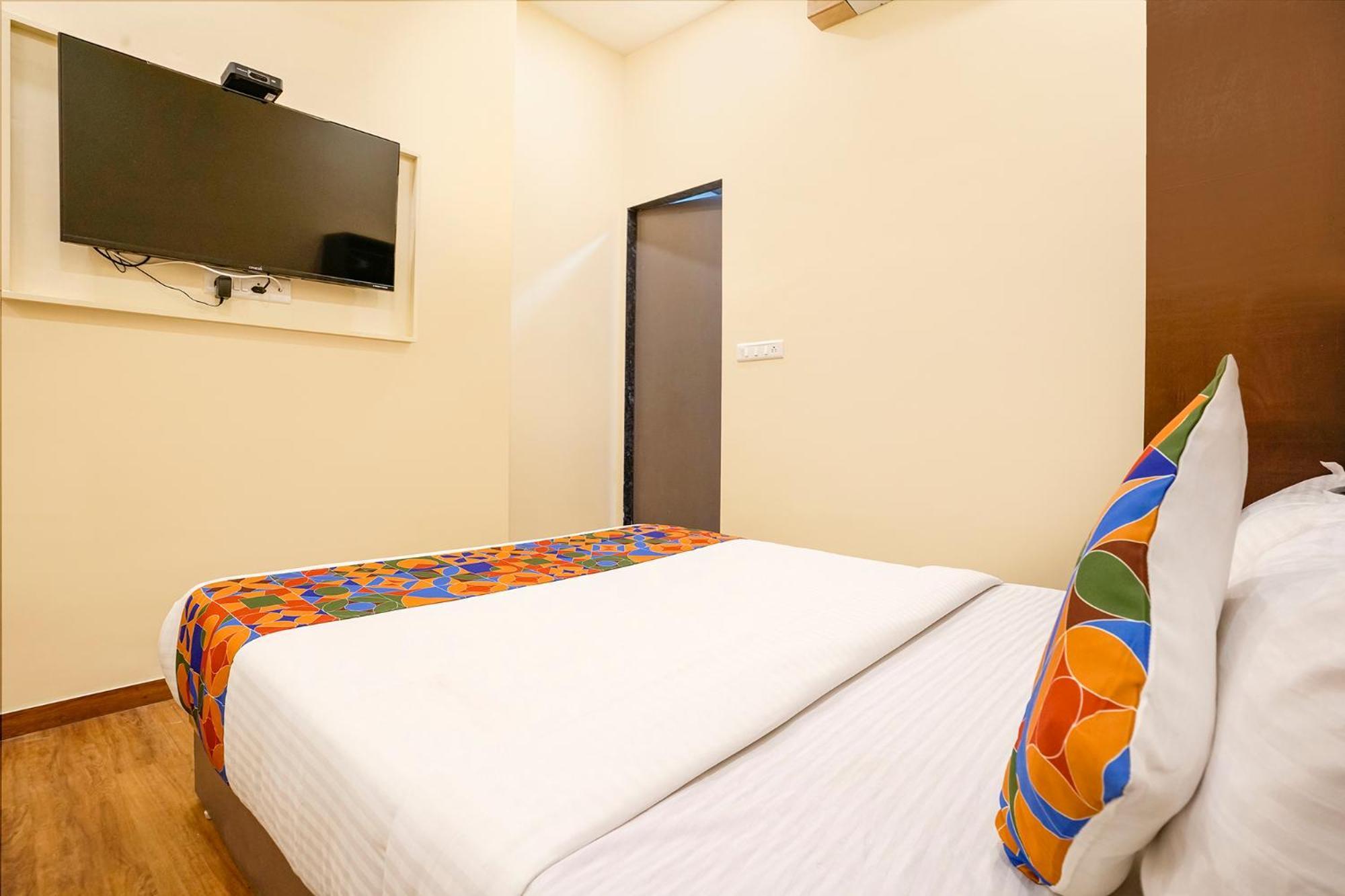 Fabhotel Freedom International - Nr Mumbai International Airport Exterior photo