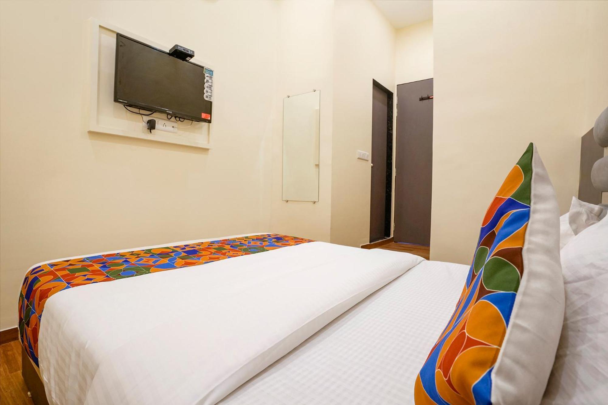 Fabhotel Freedom International - Nr Mumbai International Airport Exterior photo